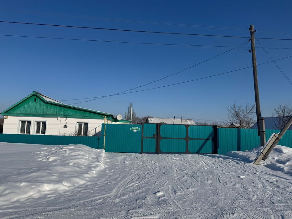 Продаётся 5 комнатный частный дом с большим земельным участком