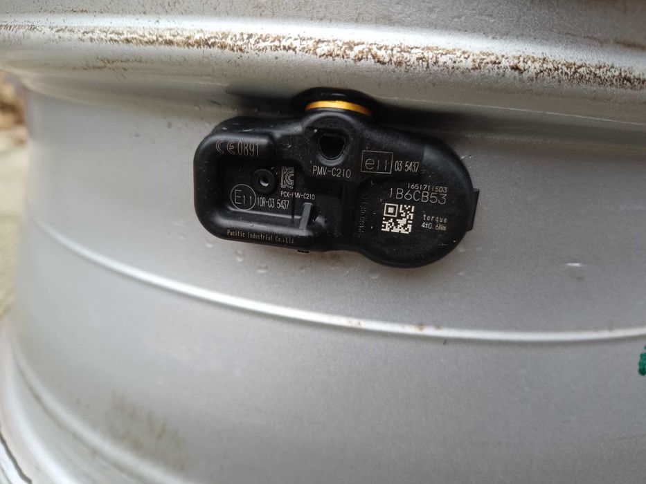 ОРИГИНАЛНИ джанти 16 '' цола 5x114,3 TOYOTA AURIS / Тойота 60,1 ET45