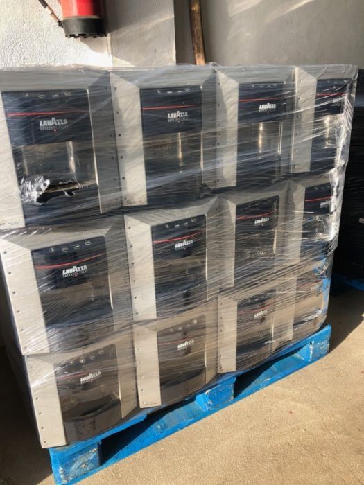 Кафемашина "Lavazza Point ЕP 2100" / 630 W /подходящи за Автобус