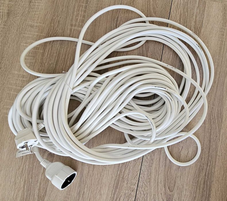 продавам кабел 30 м