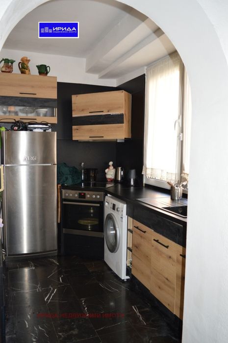 Тристаен апартамент в  Идеален Център!