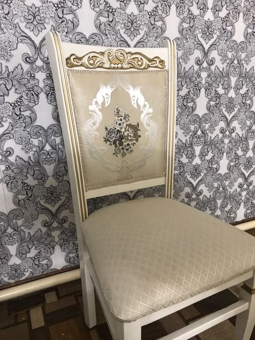 Продам стол, стульчик (20штук)