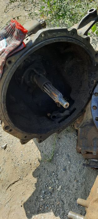 Продам коробку передач с делителем на камаз