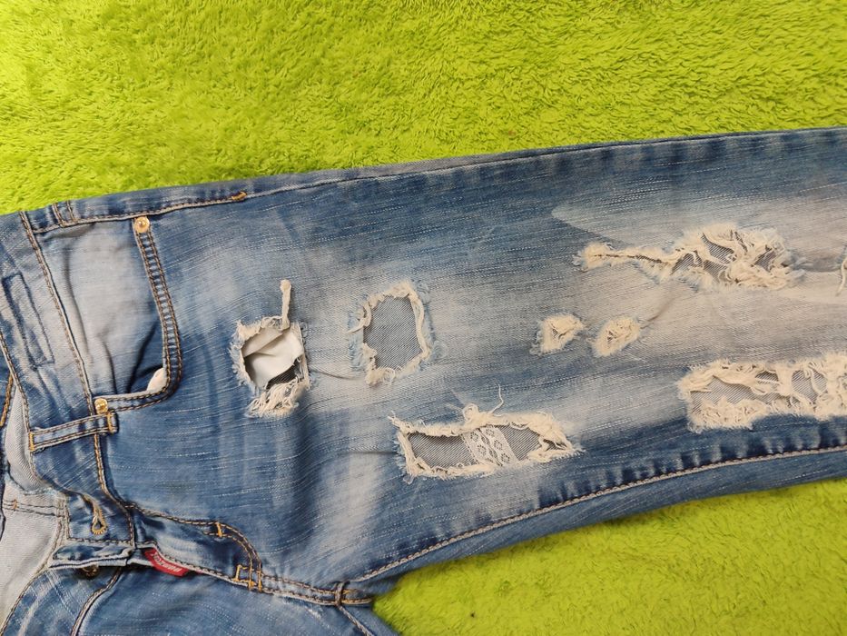 Джинсы,размеры 27-28