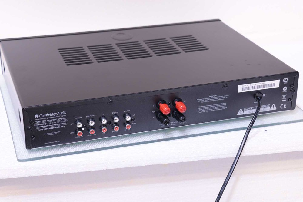 Amplificator Integrat Cambridge Audio Topaz AM5,2x45W.
