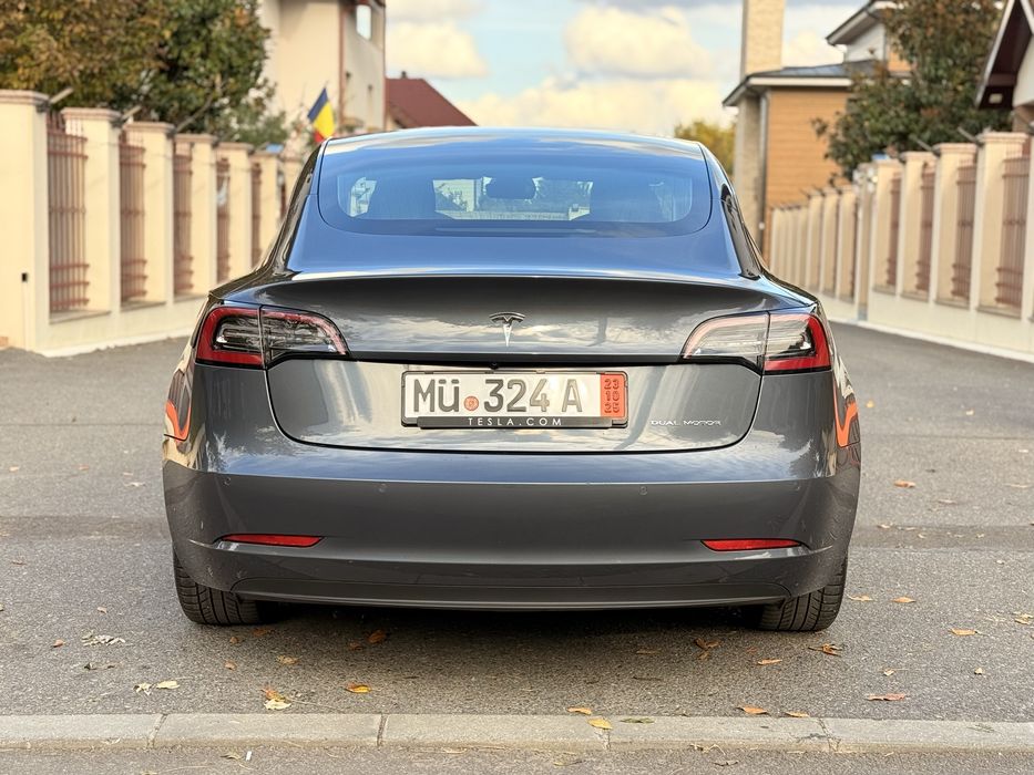 Model 3 LR TVA Deductibil - FSD platit 7500 euro