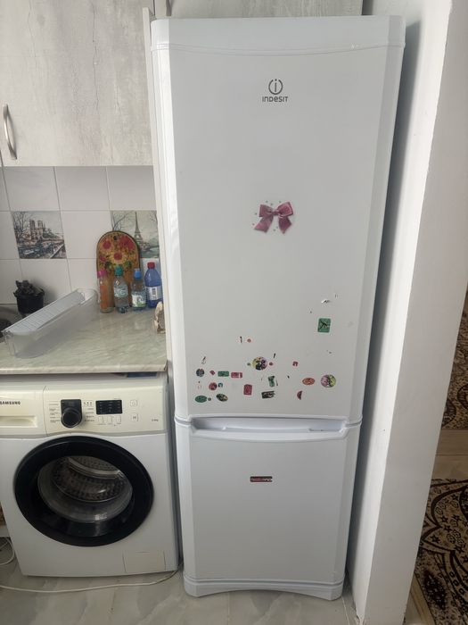 Продается холодильник