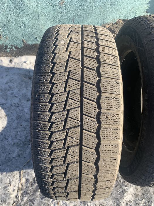 Продам хороши 2 балона всесезонная