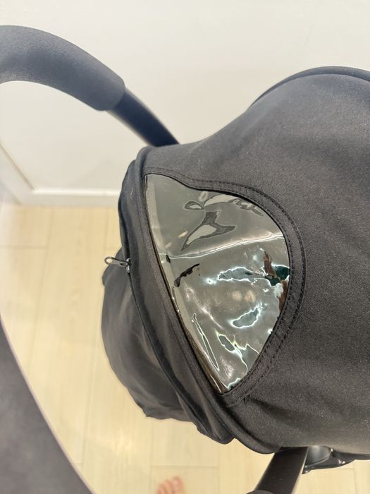 Продам оригинал коляску уоуо в хорошем состянии