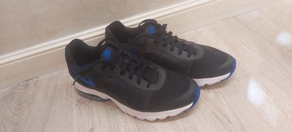 Кроссовки Nike оригинал