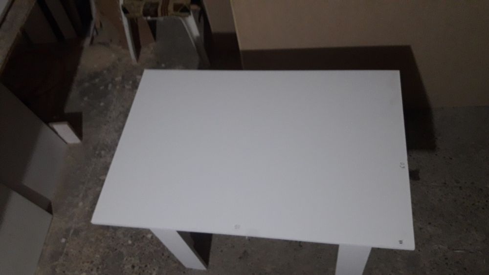 Стол письменный,кухонный...