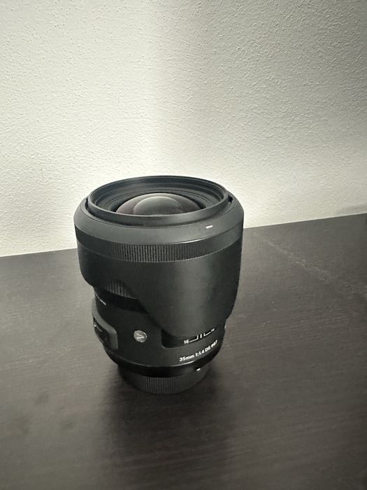 Sigma 35 mm 1.4 impecabil montura Nikon