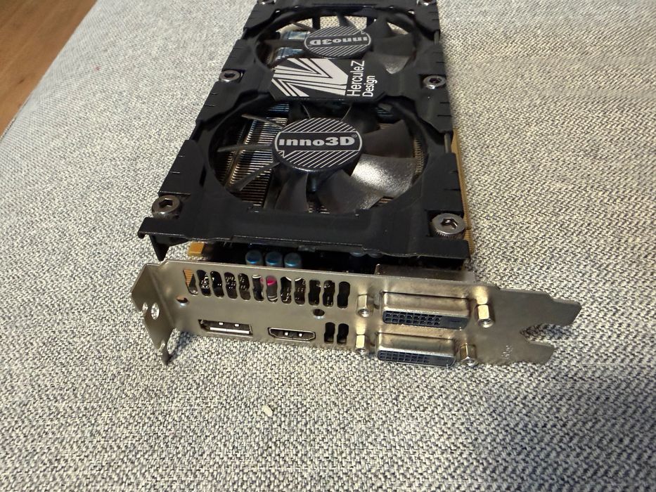 Placa video Inno3D GeForce GTX 1070 Ti X2 v2 8GB GDDR5 256-bit
