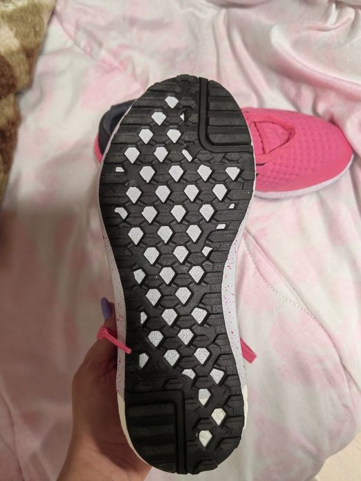 Дамски маратонки