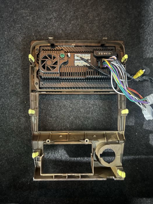 Андриод Камри 20 25