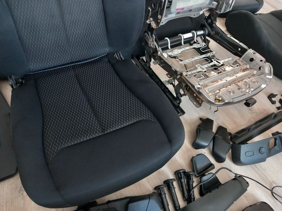Interior panza piese plastic scaune bancheta rabatabila BMW F30 F20