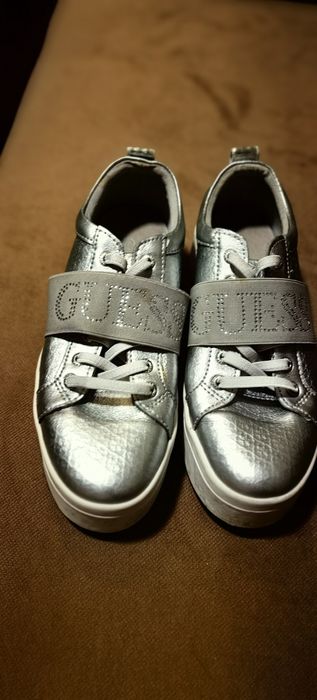 adidasi gwess marimea 36