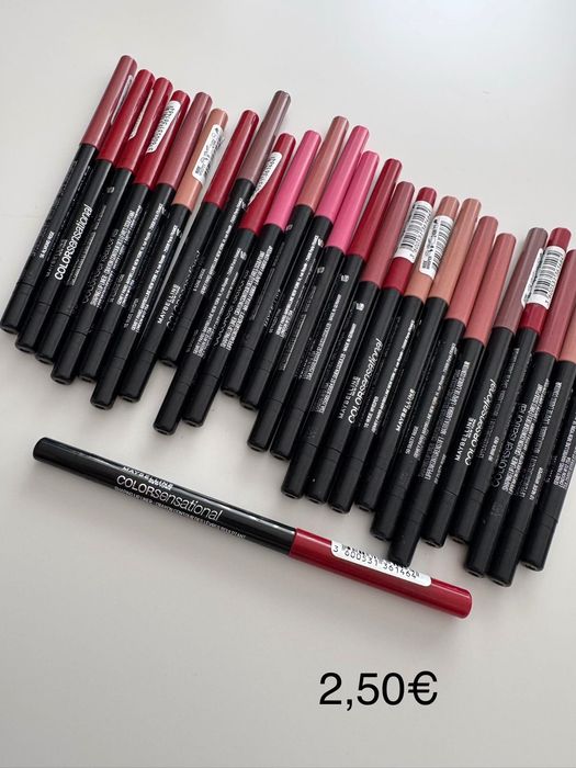 Моливи за очи вежди и устни