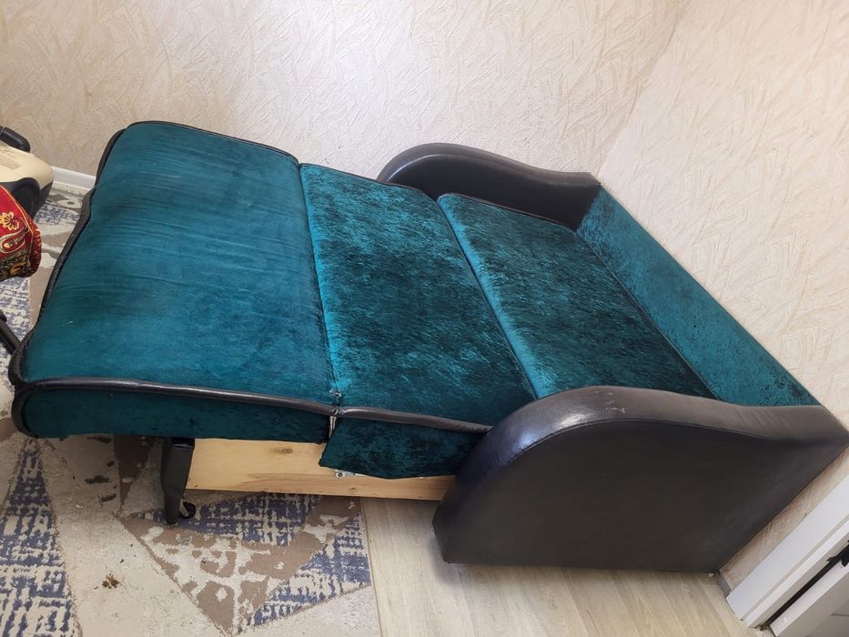 Продается диван аккордион