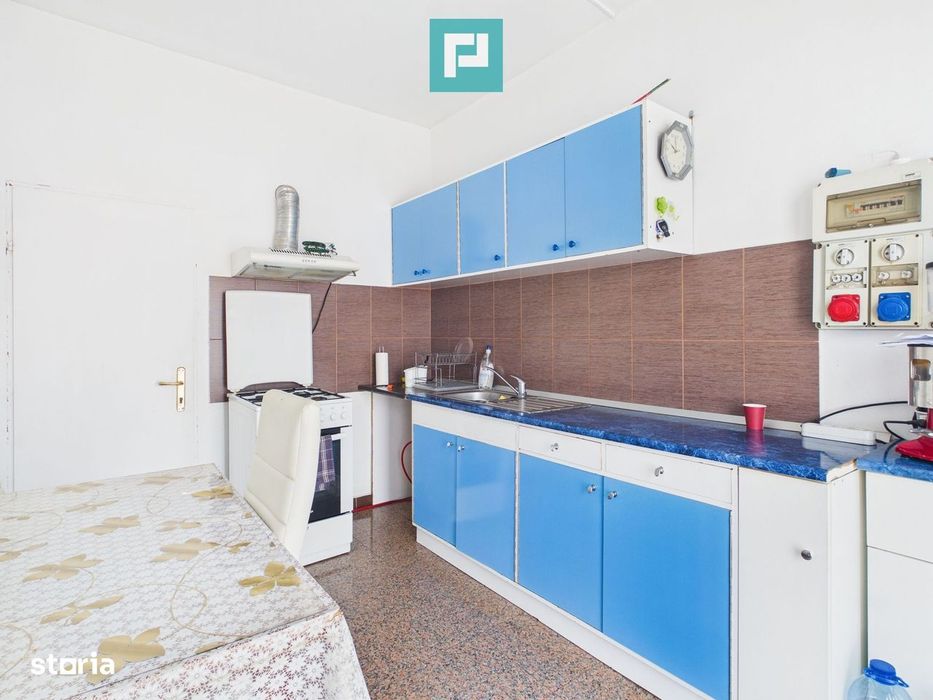 Casă individuală 8 camere - Dudeștii Noi