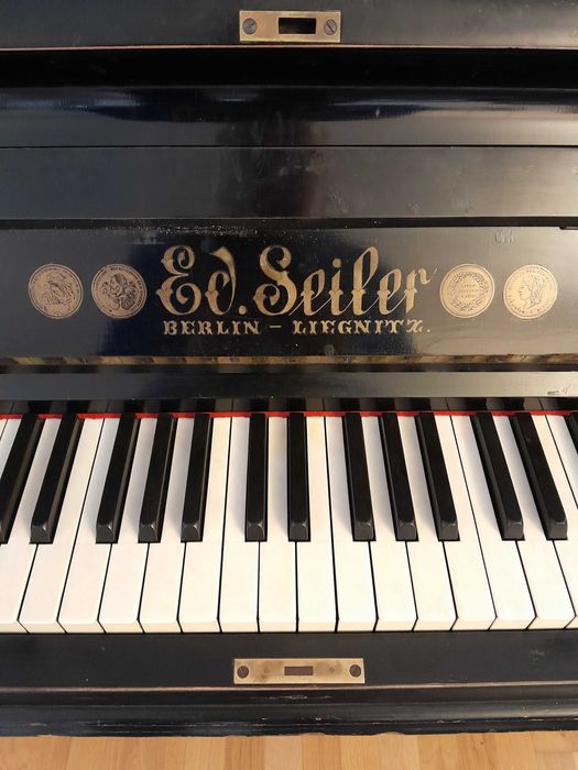 Pianina Ed. Seiler Berlin-Liegnitz seria 21146, fabricata 1898