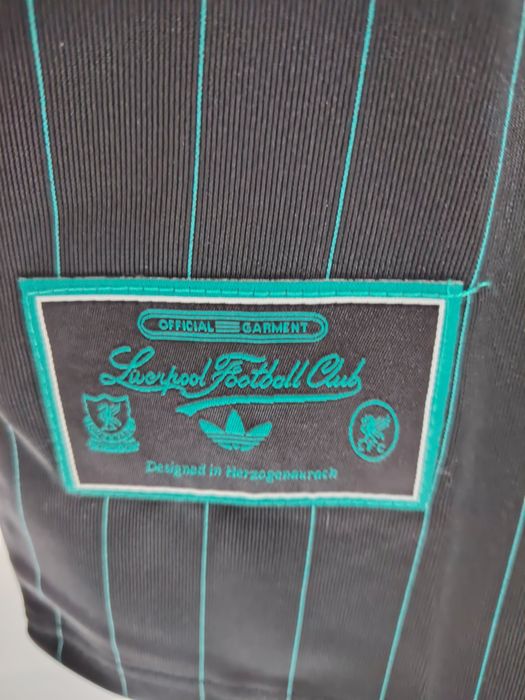 Tricou Liverpool vintage simplu