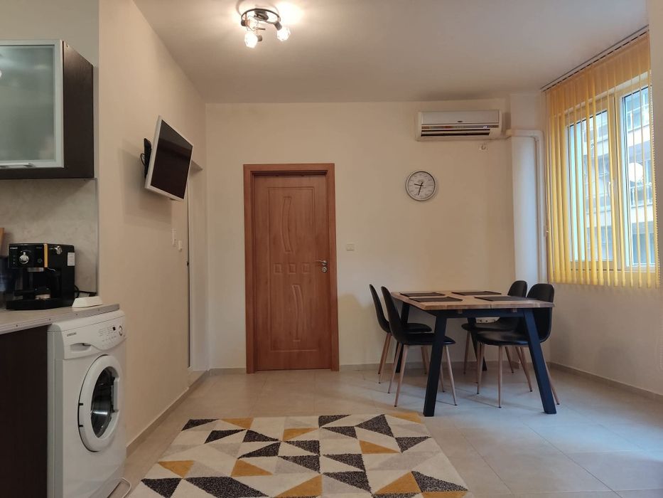 Двустаен Апартамент ”Мони” в старата част на Поморие