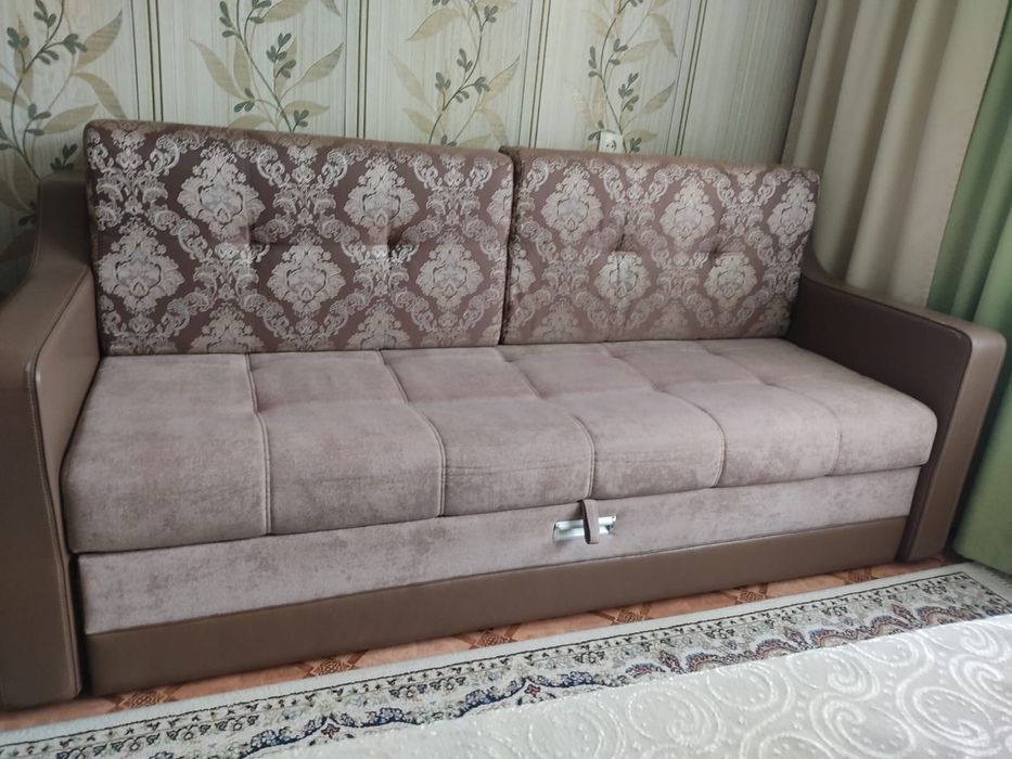 Продам диван б / у