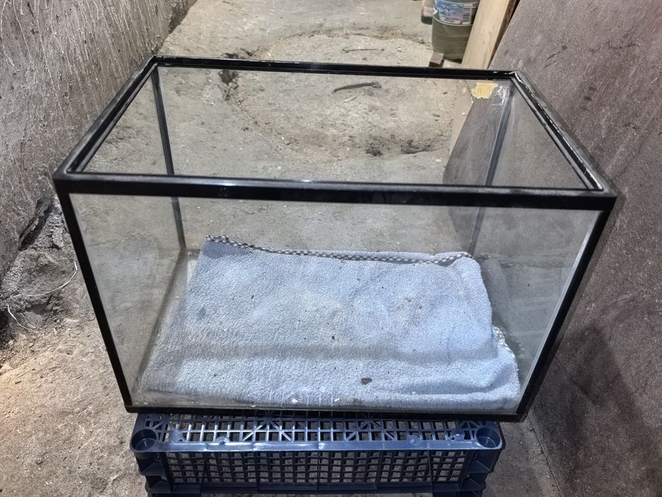 аквариум с обем 35л