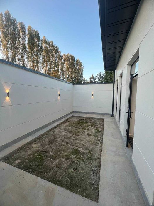 продам новый евро участок яшнабад 90000