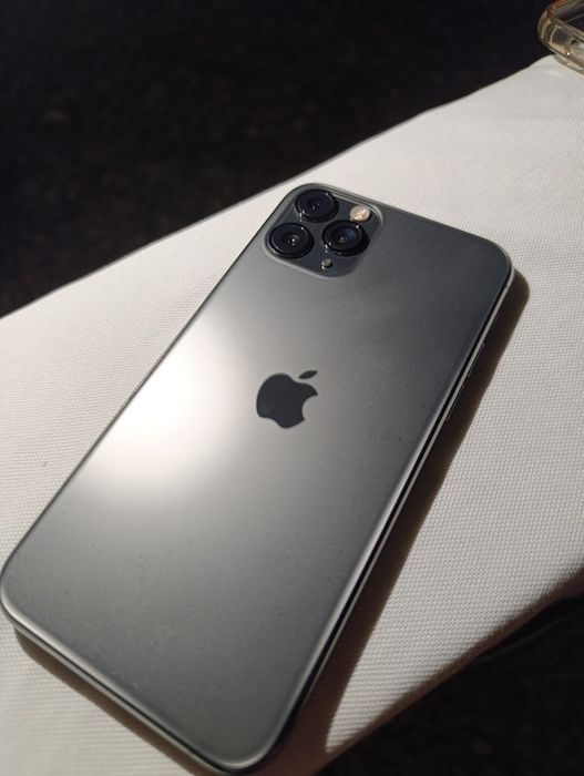 Iphone 11 про очилмаган 1 кол, 64 тали ёмкасть 79 коробка документ бор