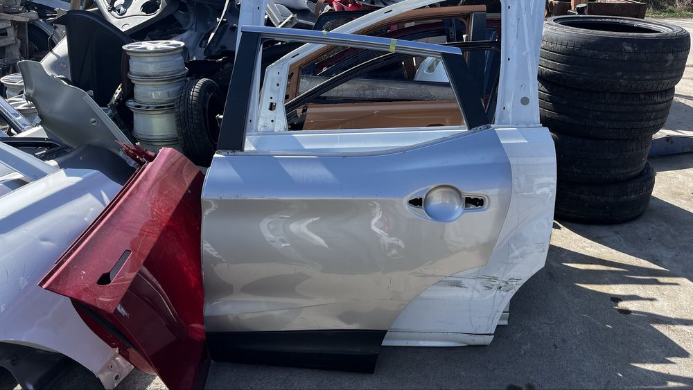 Nissan Qashqai J11 14- задна лява врата