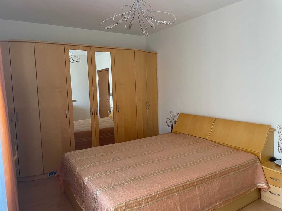 Дава се под наем Тристаен апартамент в София, Борово - 140 кв.м за 1000 € - Снимка #4