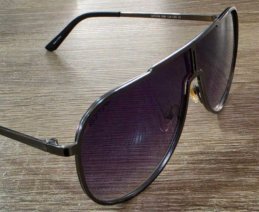 Guess GF0199  унисекс слънчеви очила