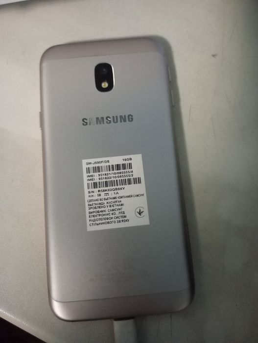 Продам Самсунг J3