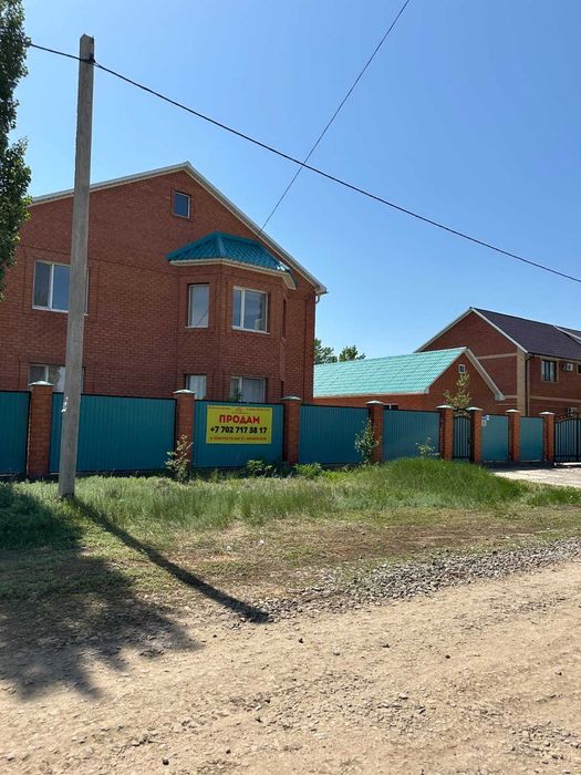 Продам коттедж в городе ул Сельмаш р Юнис сити