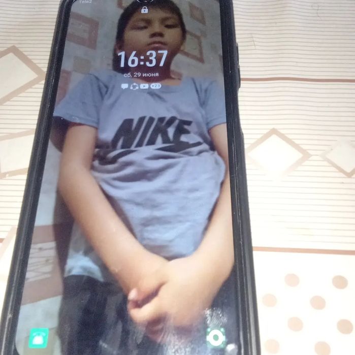 Телефон мобильный