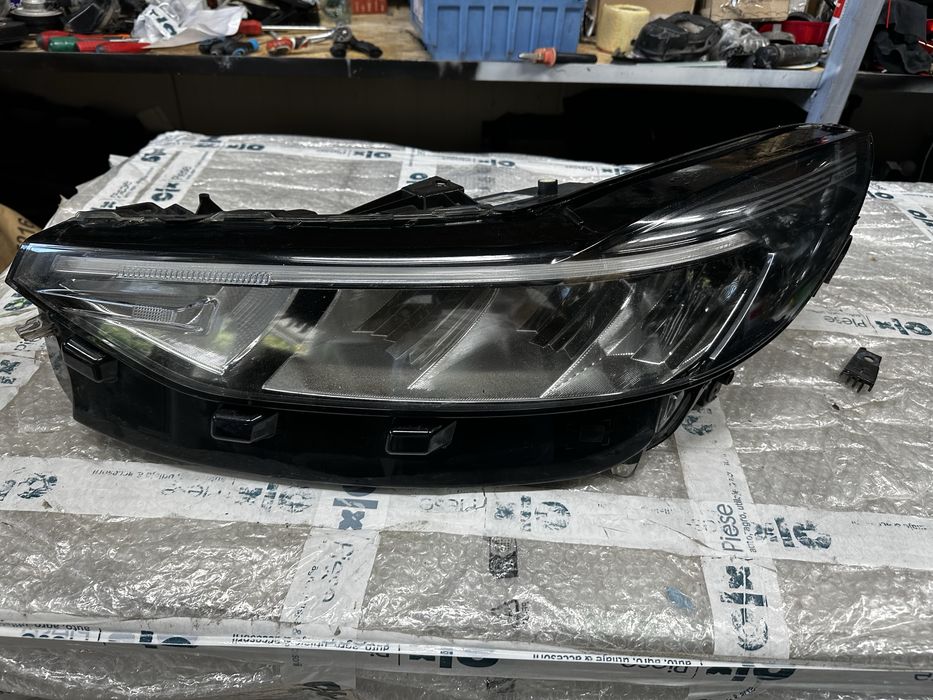 Far stânga full led ford kiga.2.cod:PV4B-13E015-CE
