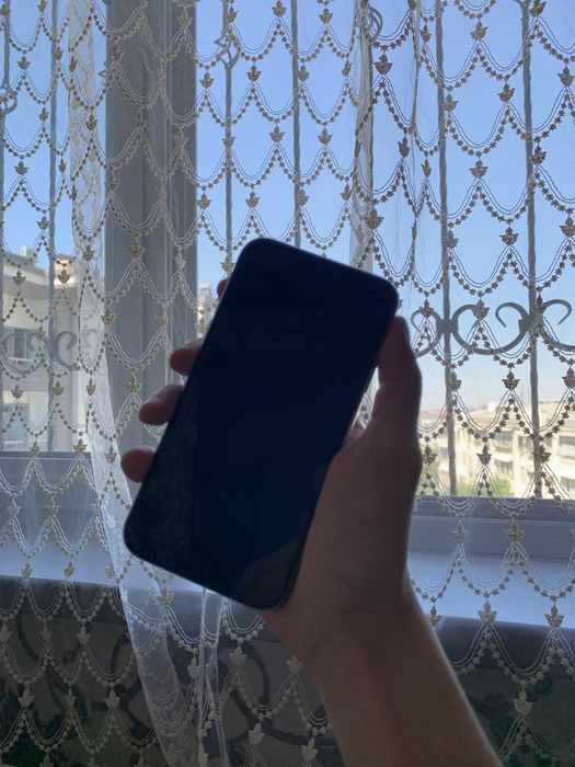 Iphone 11 ikta yaxshi holatda