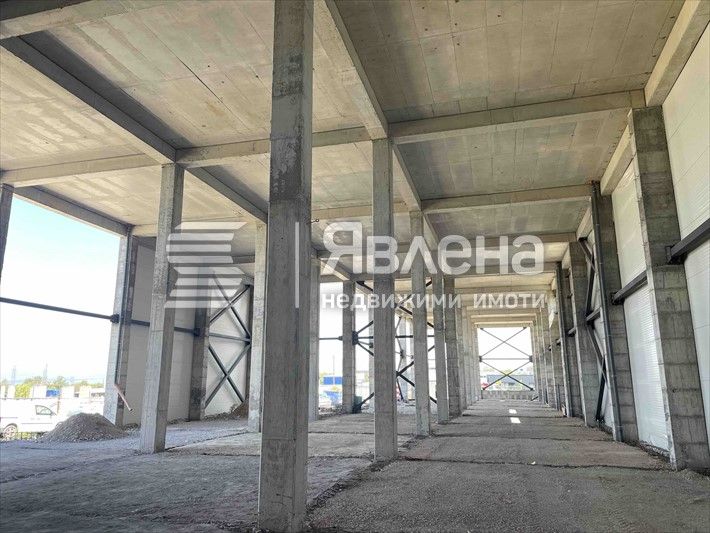 Продава се Склад в с. Лозен, Област София-град - 1000 кв.м за 1400 €/кв.м - Снимка #2