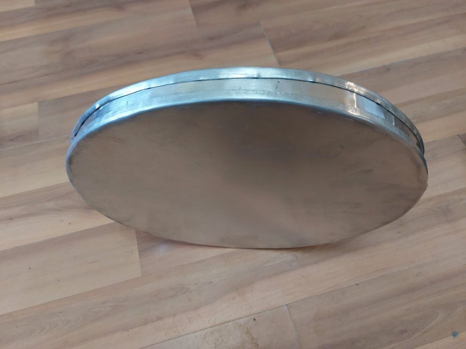 Тави нови за закуски, пици, хляб, франзели,милинки ,агнета