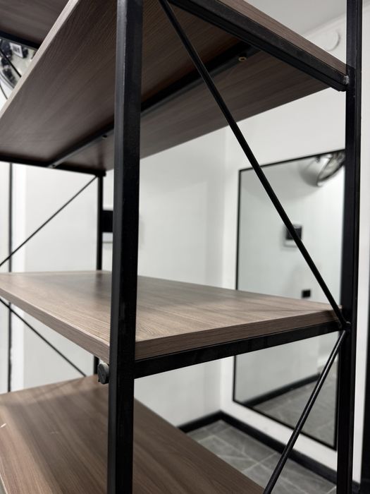 Стильный стеллаж в стиле лофт