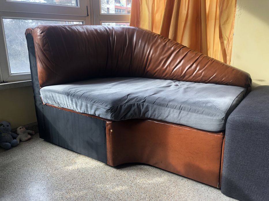 Диван естествена кожа с функция сън