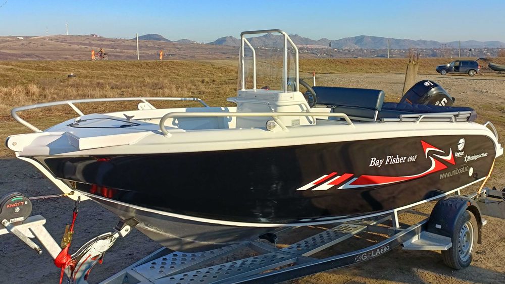 Barca din aluminiu Bay Fisher 498F