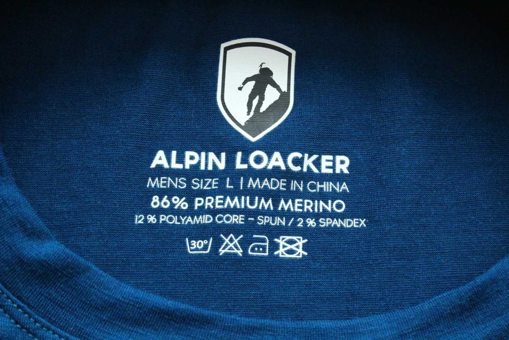 ICEBREAKER; ALPIN LOACKER - две мъжки мерино тениски, размер М и L