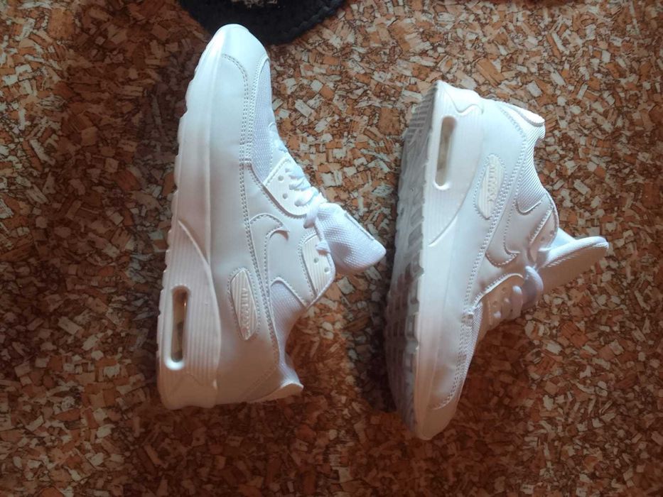 Продам Кросовки Nike Air, новые кожаные оригинал 44р