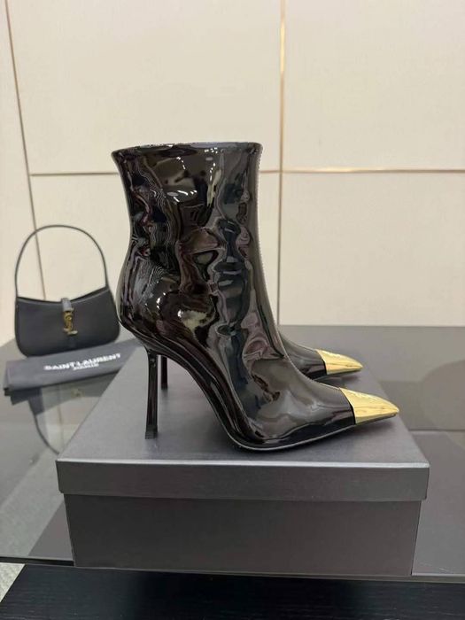 YSL В наличност 40