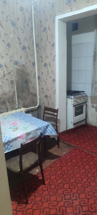 Аренда Юнусабад-7 1/1/4 переделаная в 2 комнаты