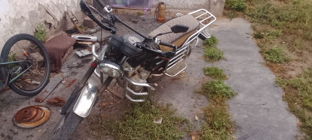 Мотоцикл ZASADA 200 кубов