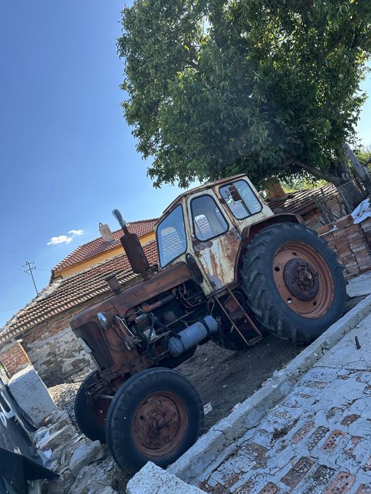 Трактор ЮМЗ Т-40